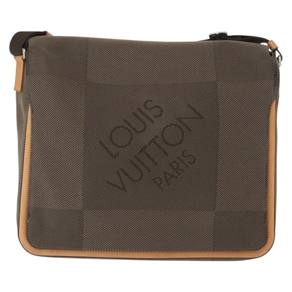 Louis Vuitton Terre Messenger Damier Geant Canvas